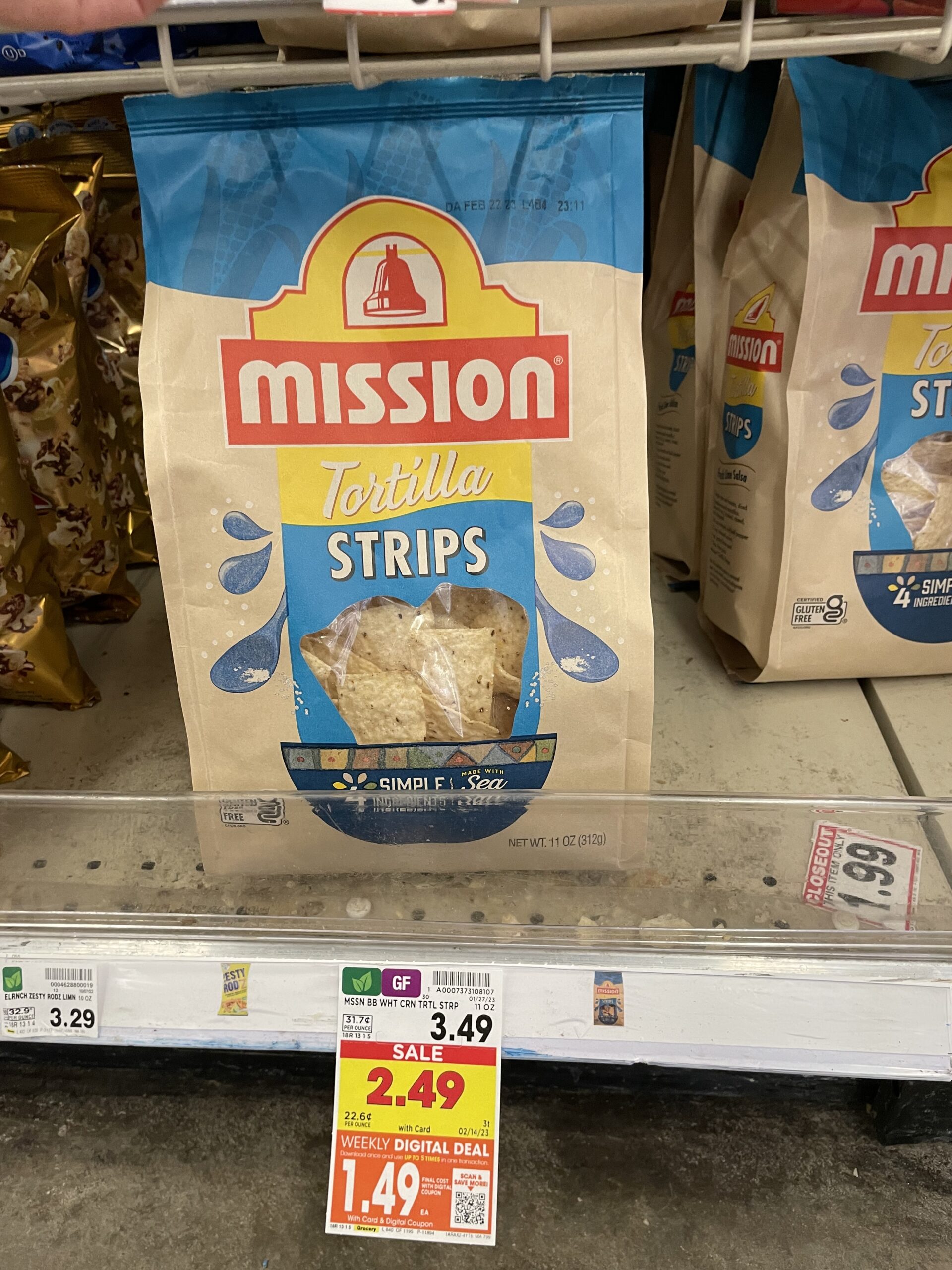 mission tortilla chips kroger shelf image 2