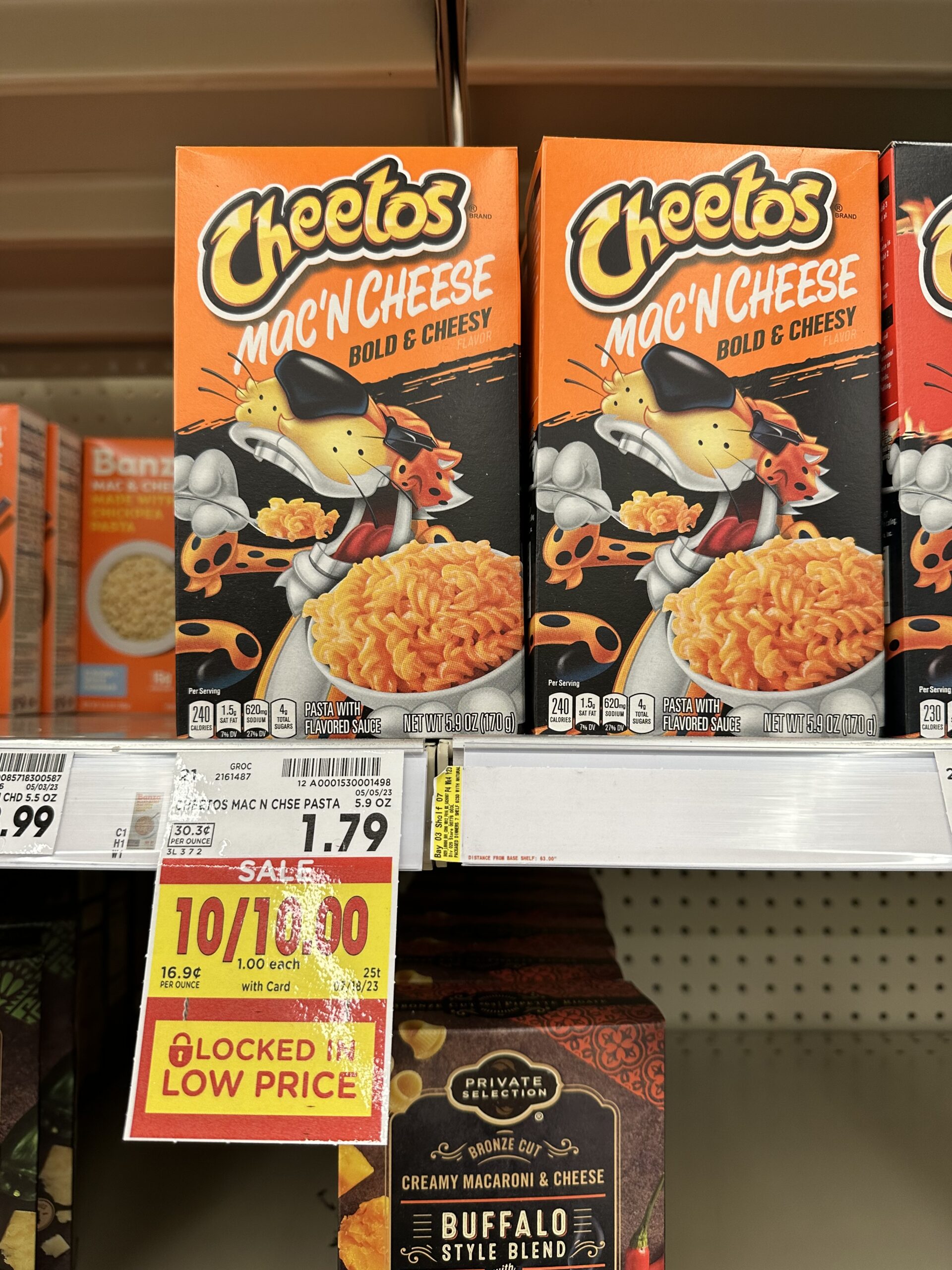 cheetos mac kroger shelf image 4