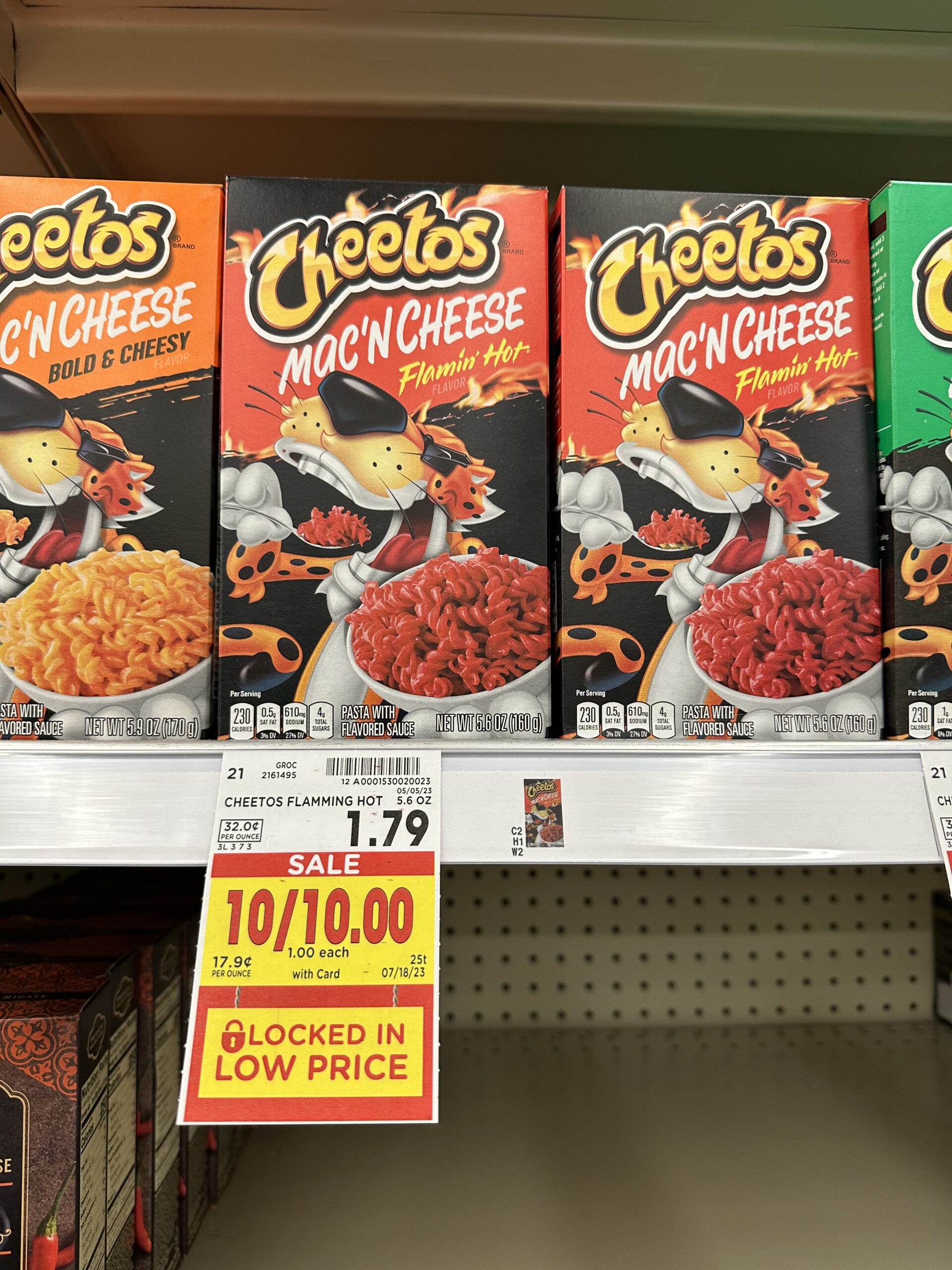 cheetos mac kroger shelf image 5