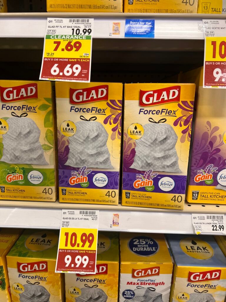 glad trash bags kroger shelf image