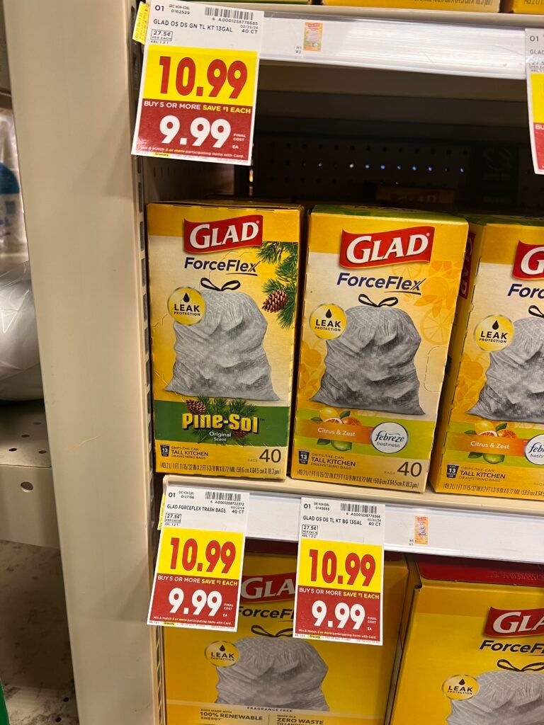 glad trash bags kroger shelf image