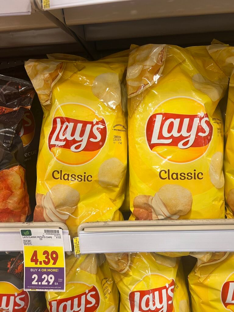 lays chips kroger shelf image