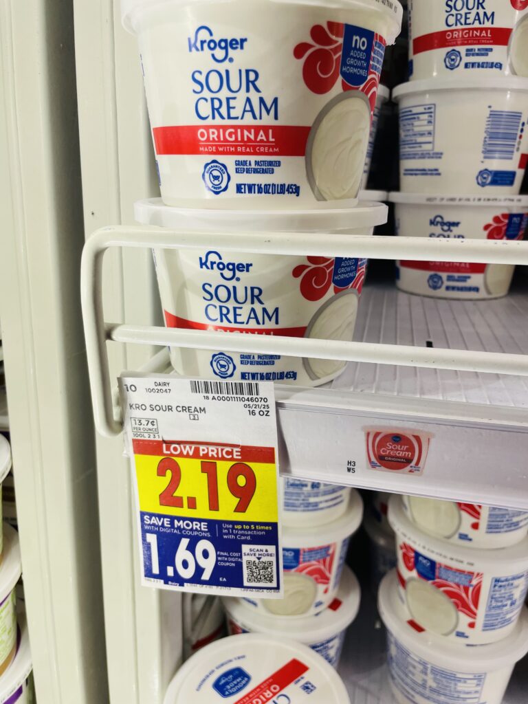 kroger sour cream, dips and cottage cheese shelf image (1)