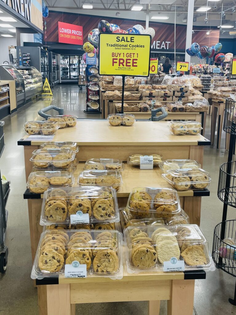 bakery fresh cookies kroger shelf image (1)