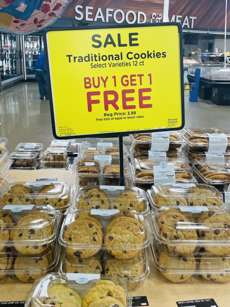 bakery fresh cookies kroger shelf image (1)