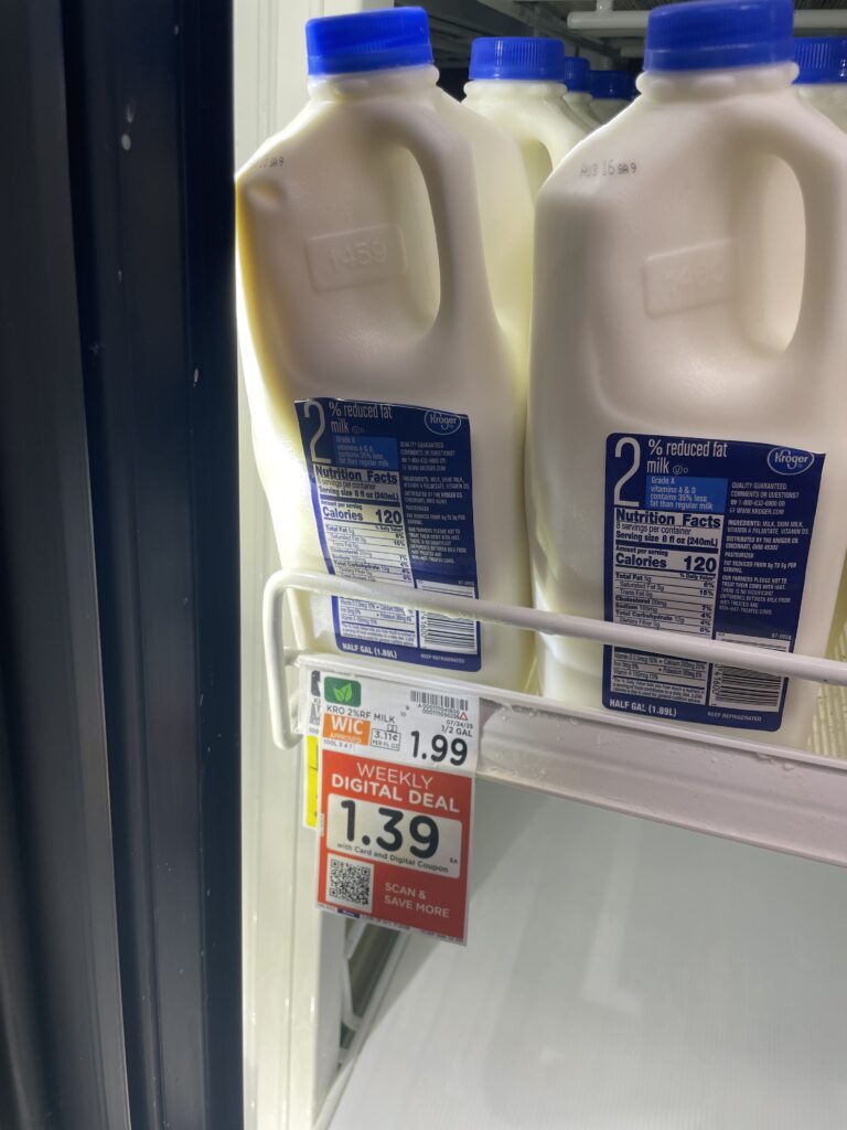 kroger half gallon milk shelf image (1)