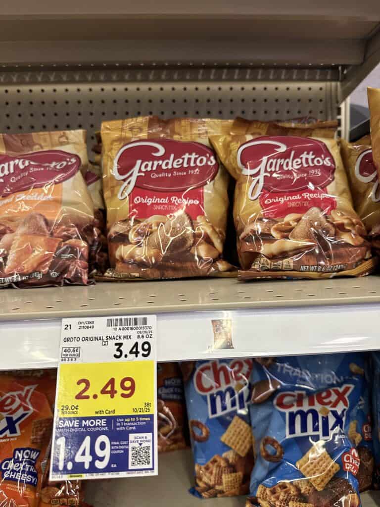 chex mix, gardettos and bugles kroger shelf image (1)