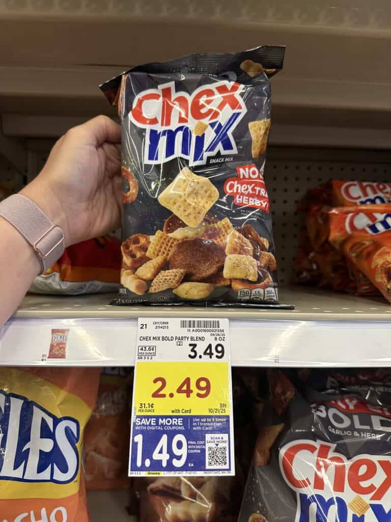 chex mix, gardettos and bugles kroger shelf image (1)