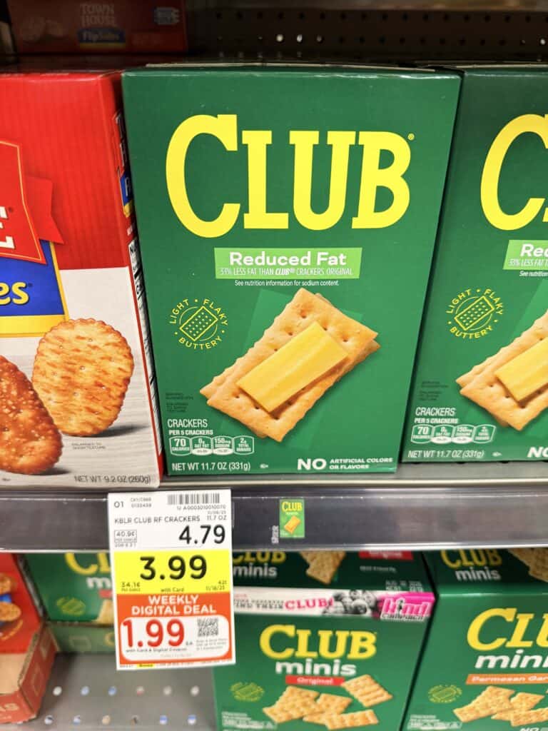 townhouse and club crackers kroger shelf image (1)