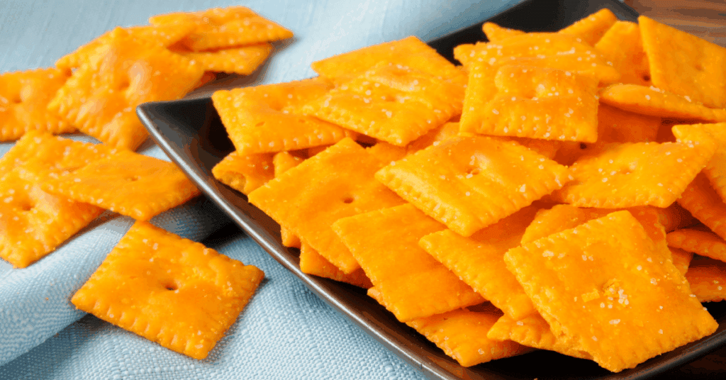 cheez-it, club and town house