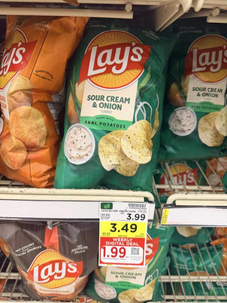 lays and rold gold kroger shelf image (1)