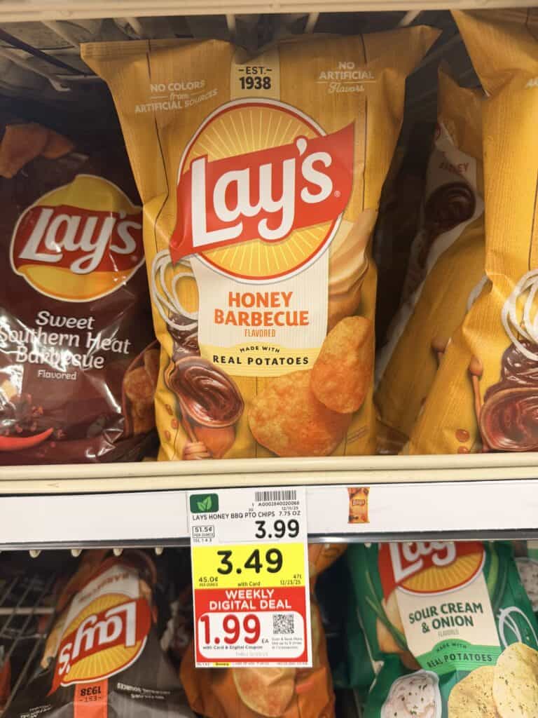 lays and rold gold kroger shelf image (1)