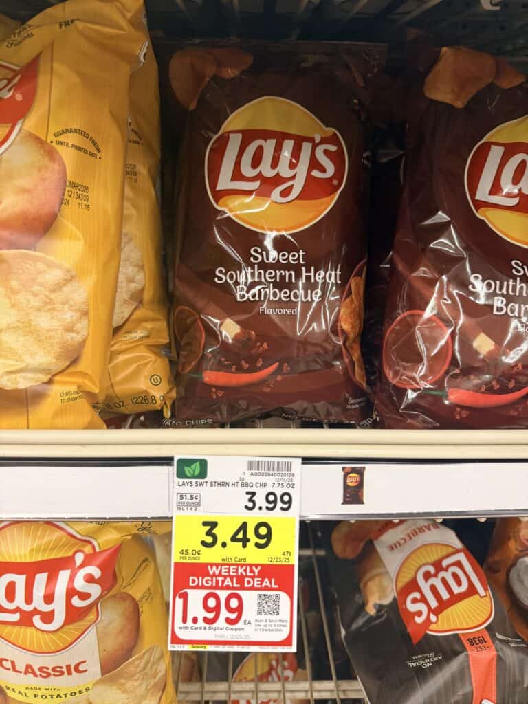 lays and rold gold kroger shelf image (1)