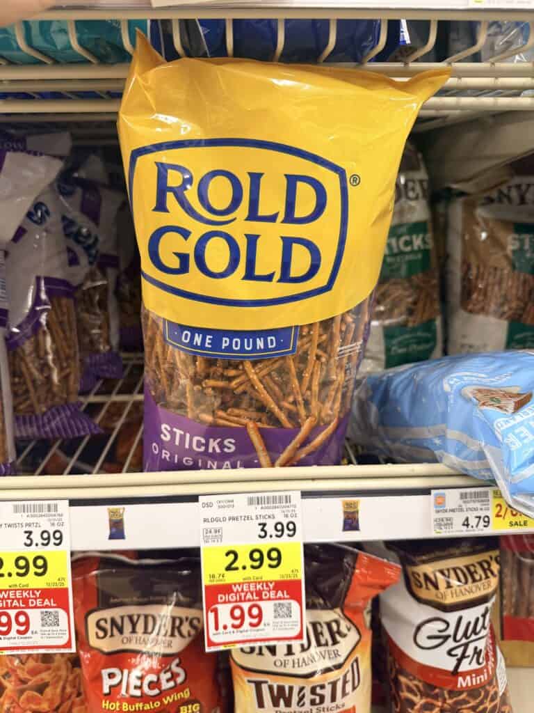 lays and rold gold kroger shelf image (1)
