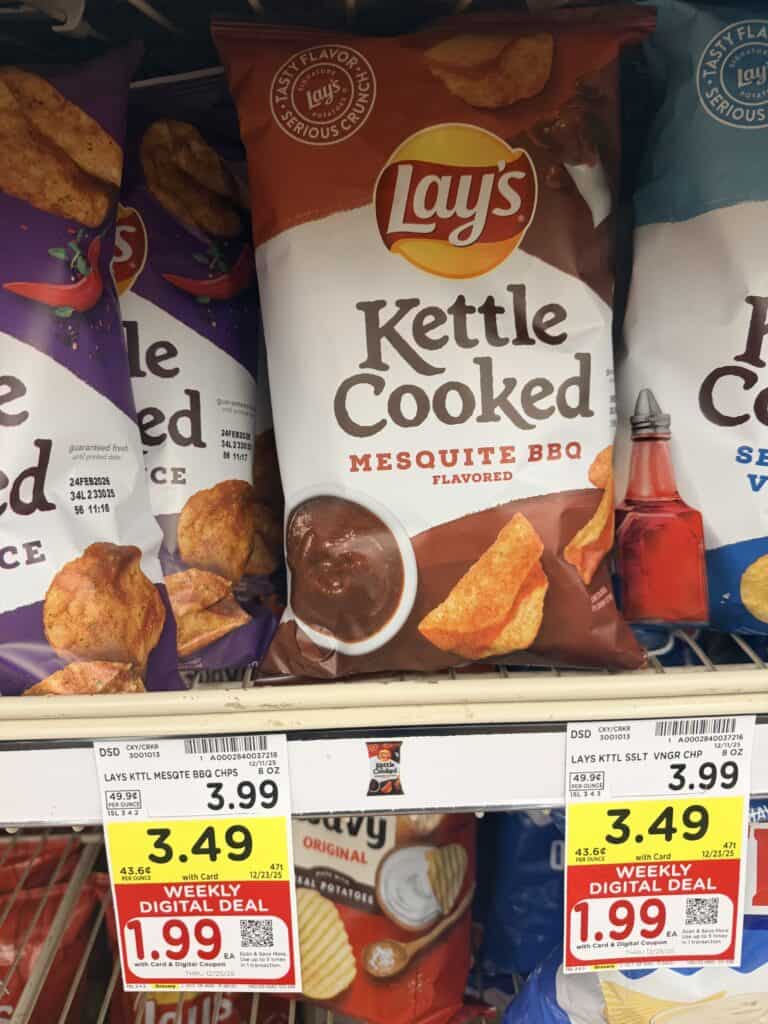 lays and rold gold kroger shelf image (1)