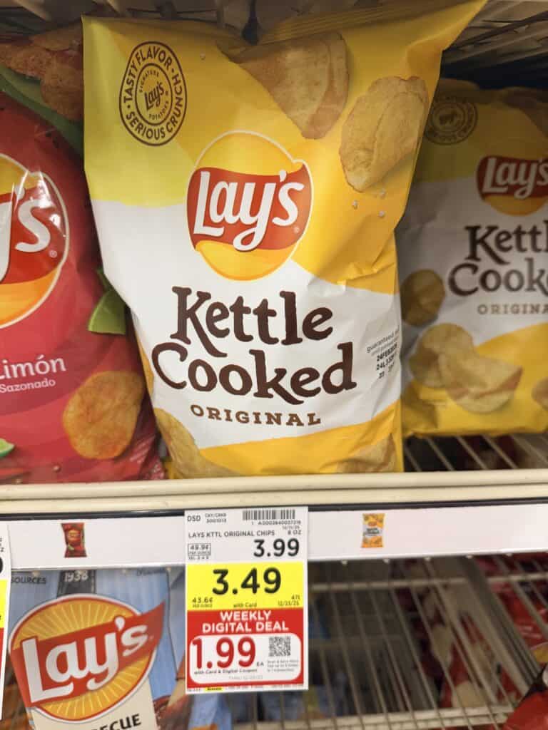lays and rold gold kroger shelf image (1)