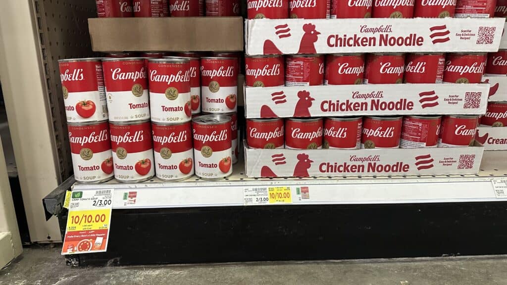 campbell's tomato and chicken noodle soup kroger shelf image