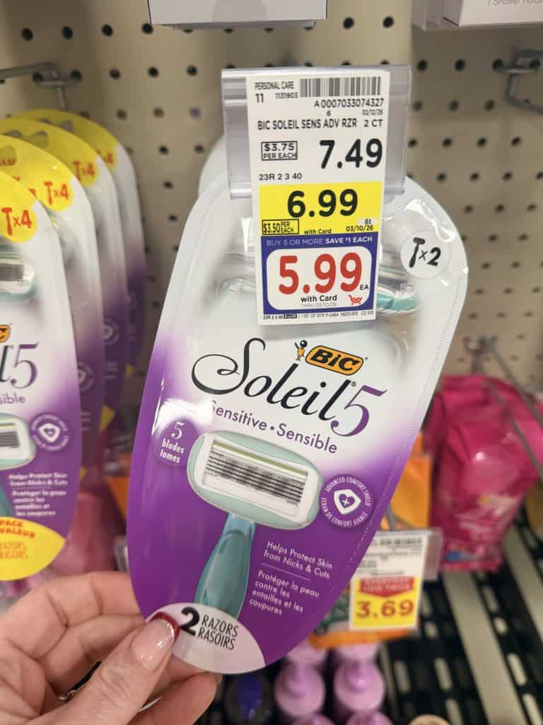 BIC disposable razors kroger shelf image
