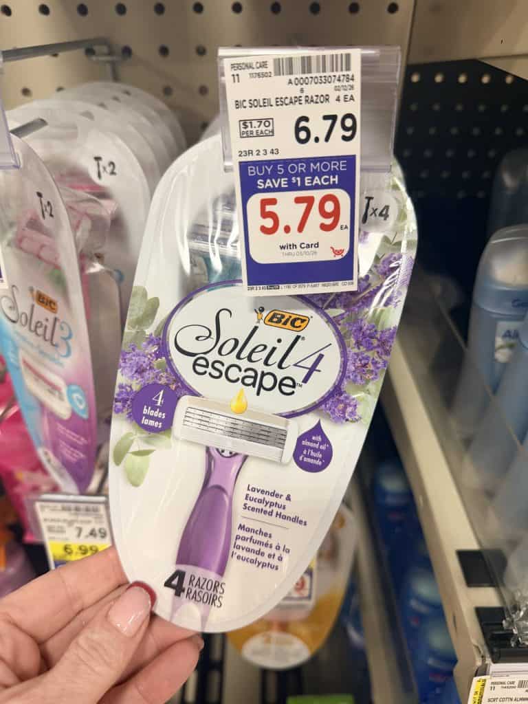 BIC disposable razors kroger shelf image