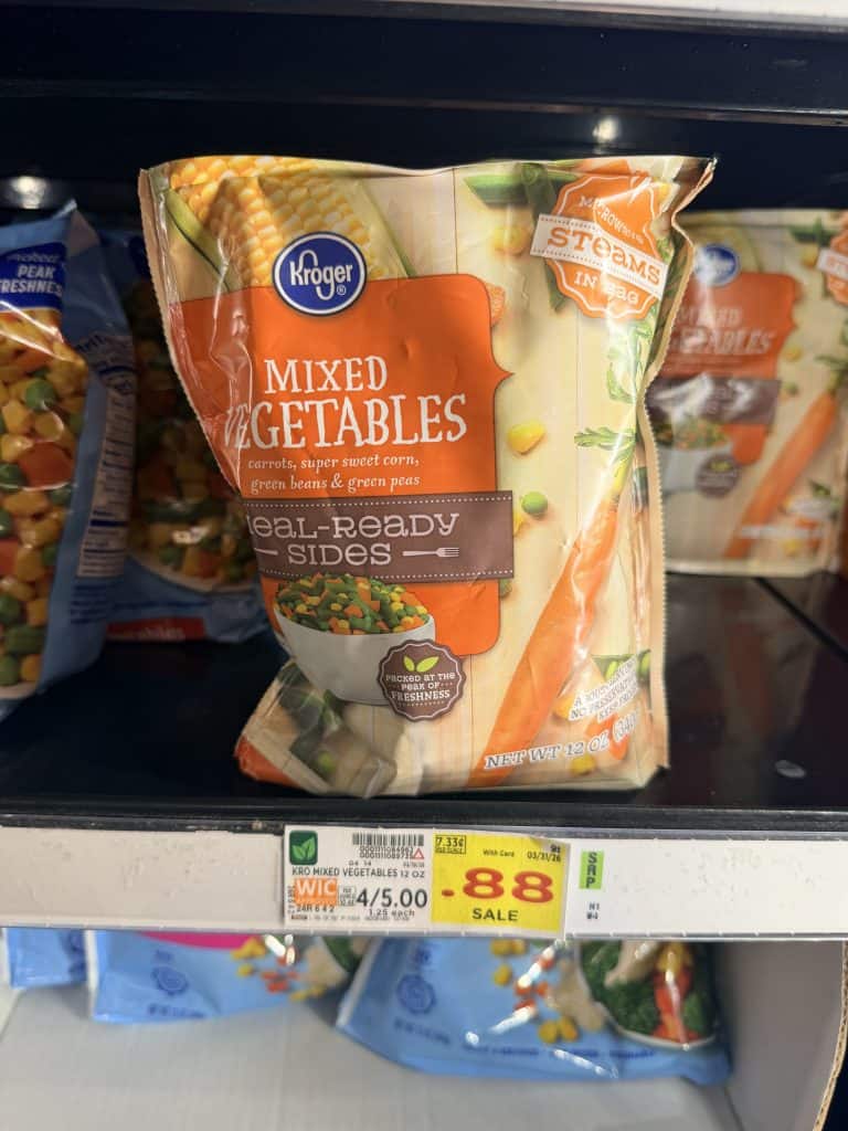 Green Giant and Kroger Frozen Vegetables shelf image