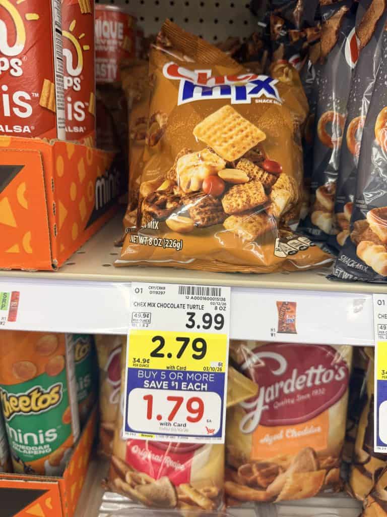 Chex mix, bugles gardetttos kroger shelf image