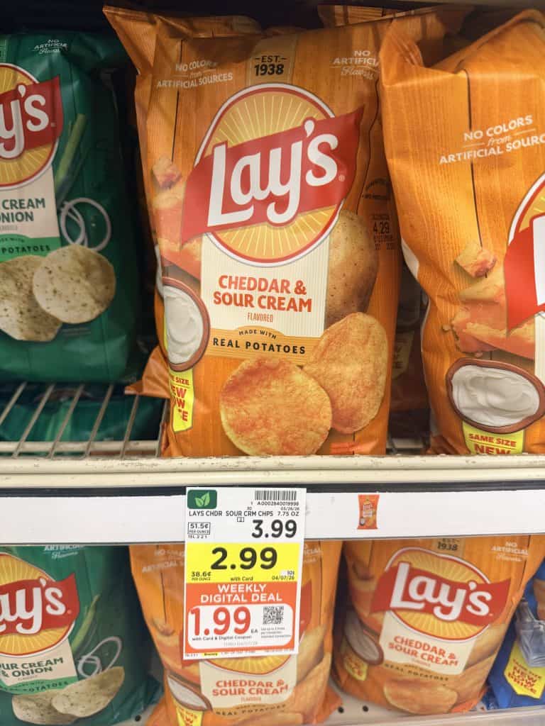 Lay's Potato Chips Kroger shelf image