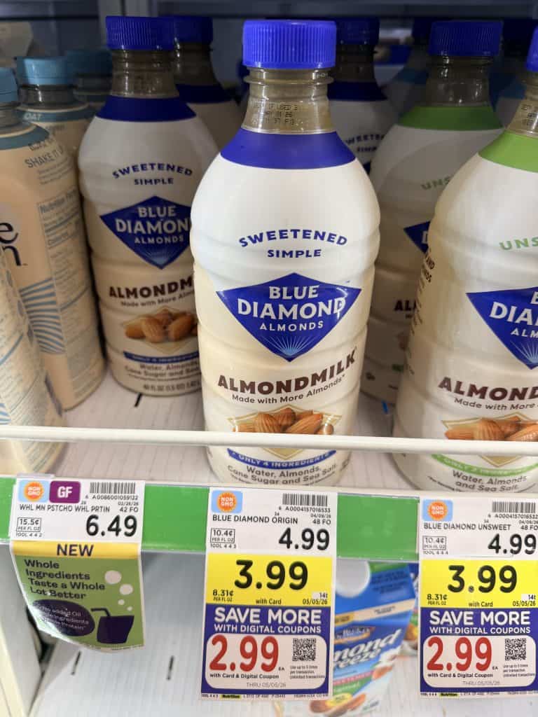 blue diamond almond milk kroger shelf image (2)