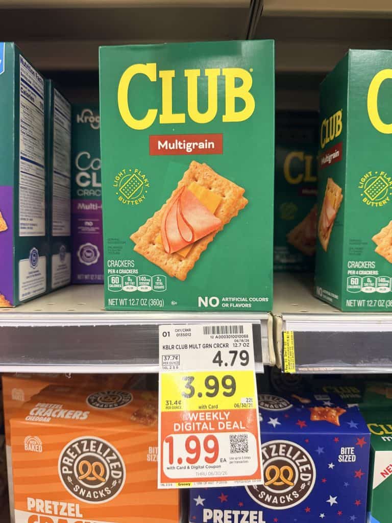 Townhouse and Club Crackers Kroger Shelf Image