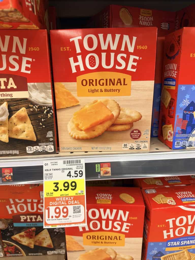 Townhouse and Club Crackers Kroger Shelf Image