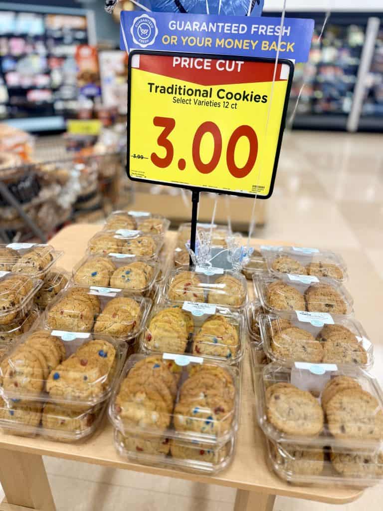 bakery fresh cookies kroger shelf image