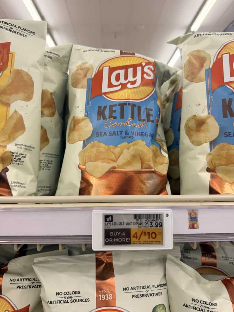lay's kettle cooked chips Kroger shelf image