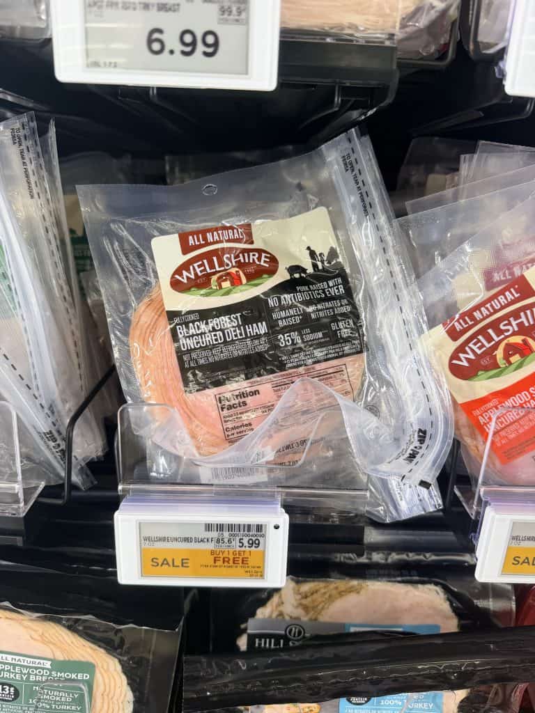 wellshire lunch meat and turkey bacon kroger shelf image