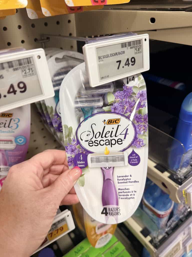 BIC disposable razors kroger shelf image