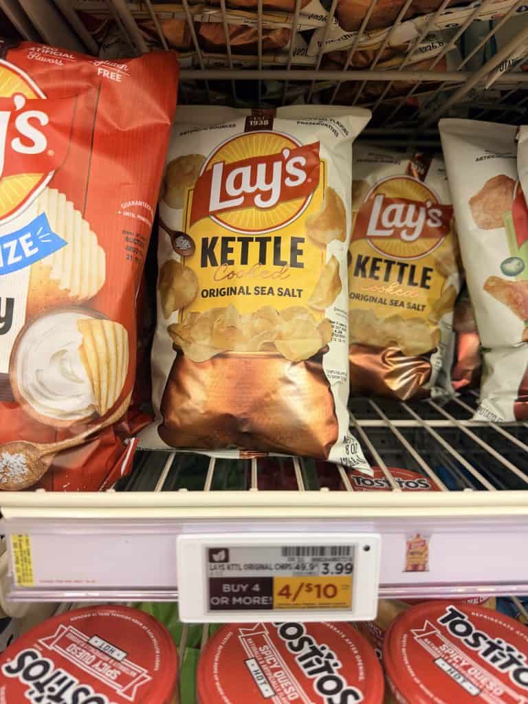lays kroger shelf image (2)