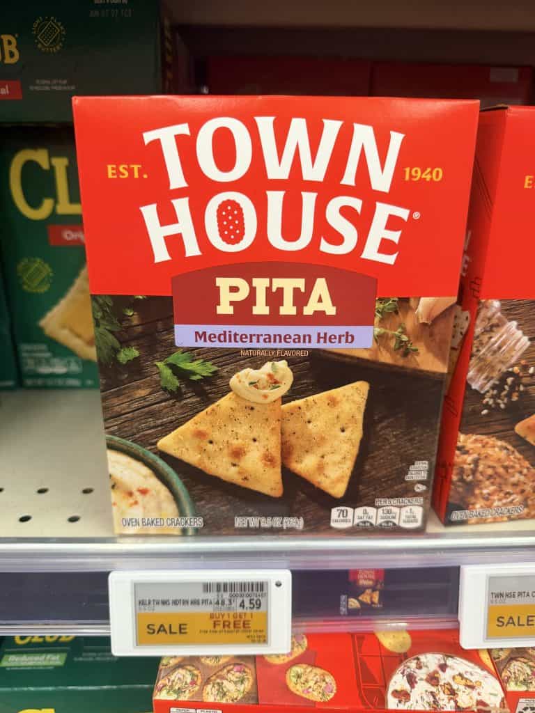 town house crackers kroger shelf image (1)