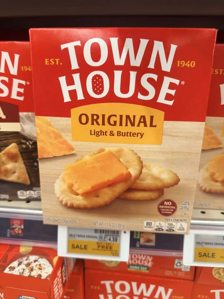 town house crackers kroger shelf image (1)