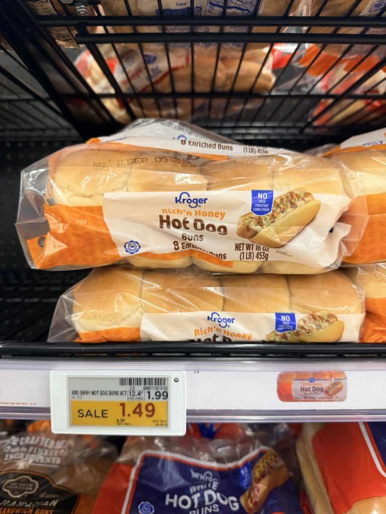 Kroger Hot Dog and Hamburger Buns Shelf Image