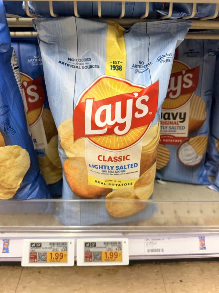 lays kroger shelf image (4)