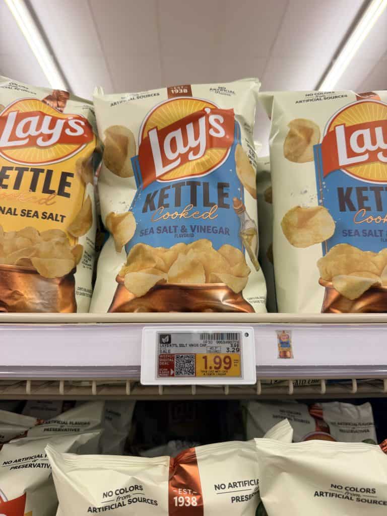 lays kroger shelf image (4)