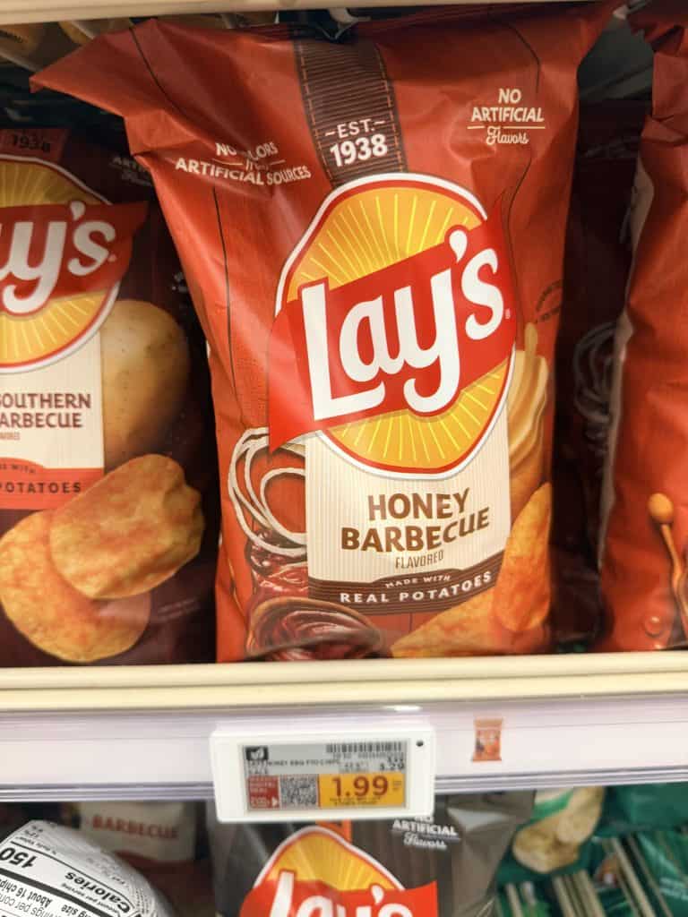 lays kroger shelf image (4)