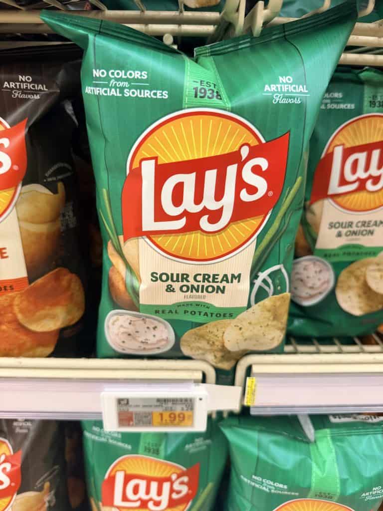 lays kroger shelf image (4)