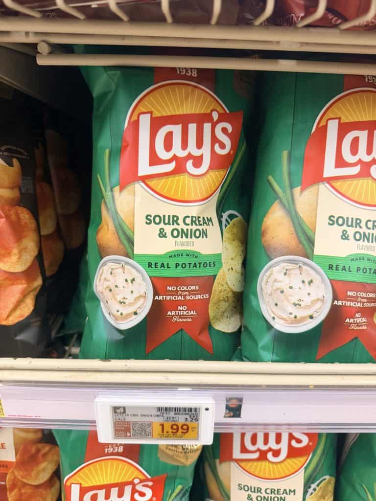 lays kroger shelf image (2)