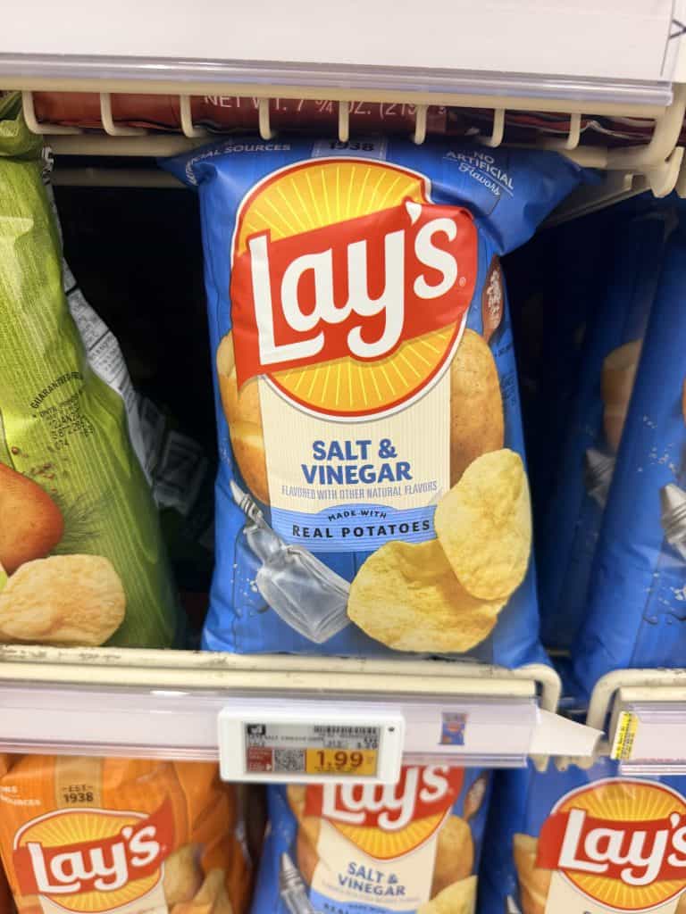 lays kroger shelf image (2)