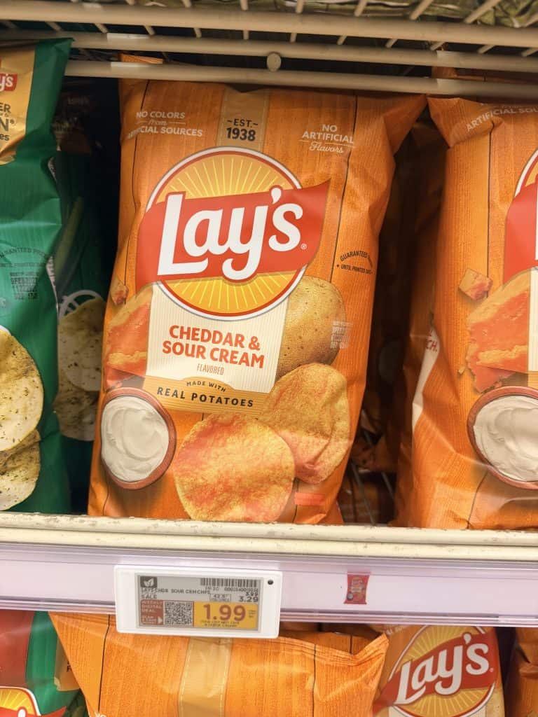 lays kroger shelf image (2)