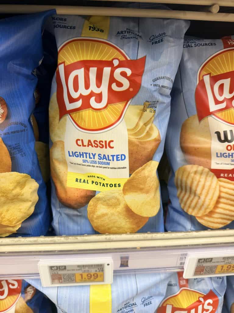 lays kroger shelf image (2)