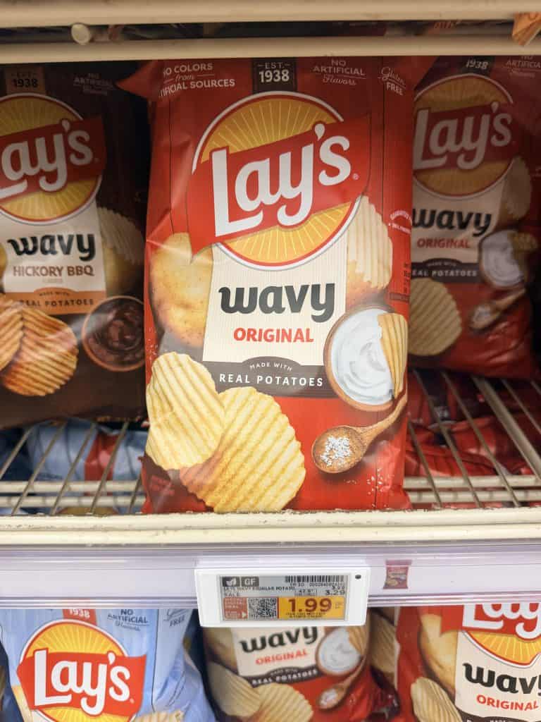 lays kroger shelf image (2)