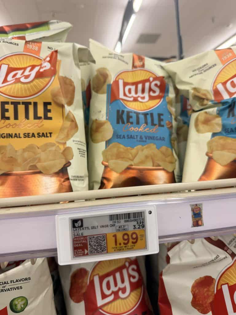 lays kroger shelf image (2)